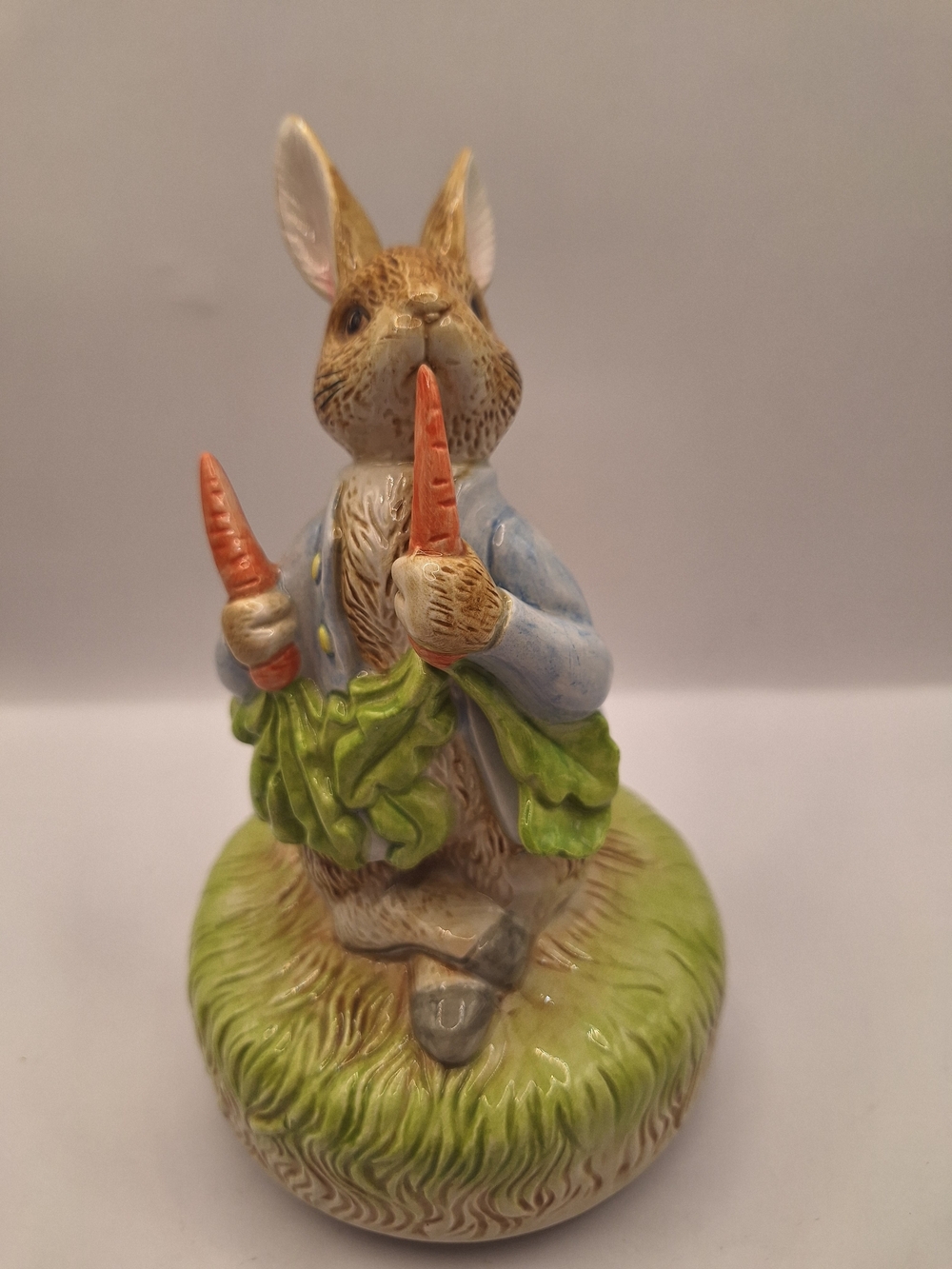 Schmid Beatrix Potter Peter Rabbit Music Box Works! Easter Spring